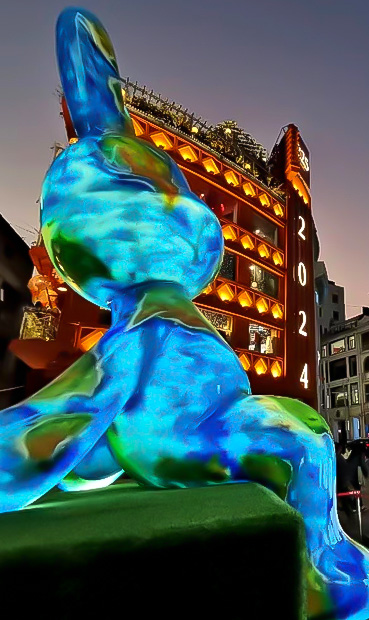Large-scale Outdoor Sculpture Large-scale Outdoor Sculpture